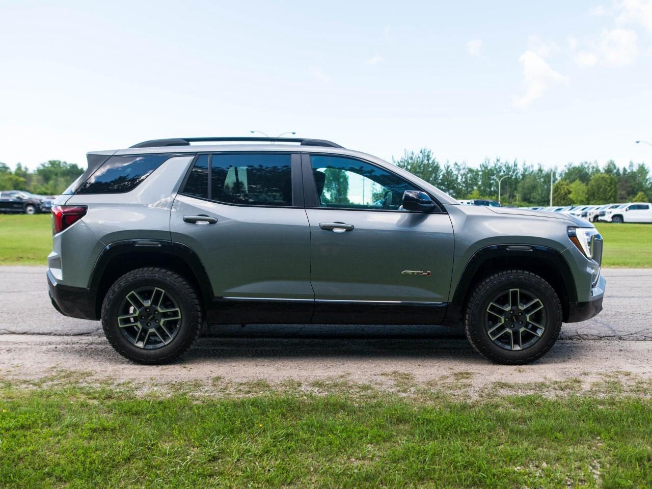 2027 GMC Terrain AWD AT4 Photo