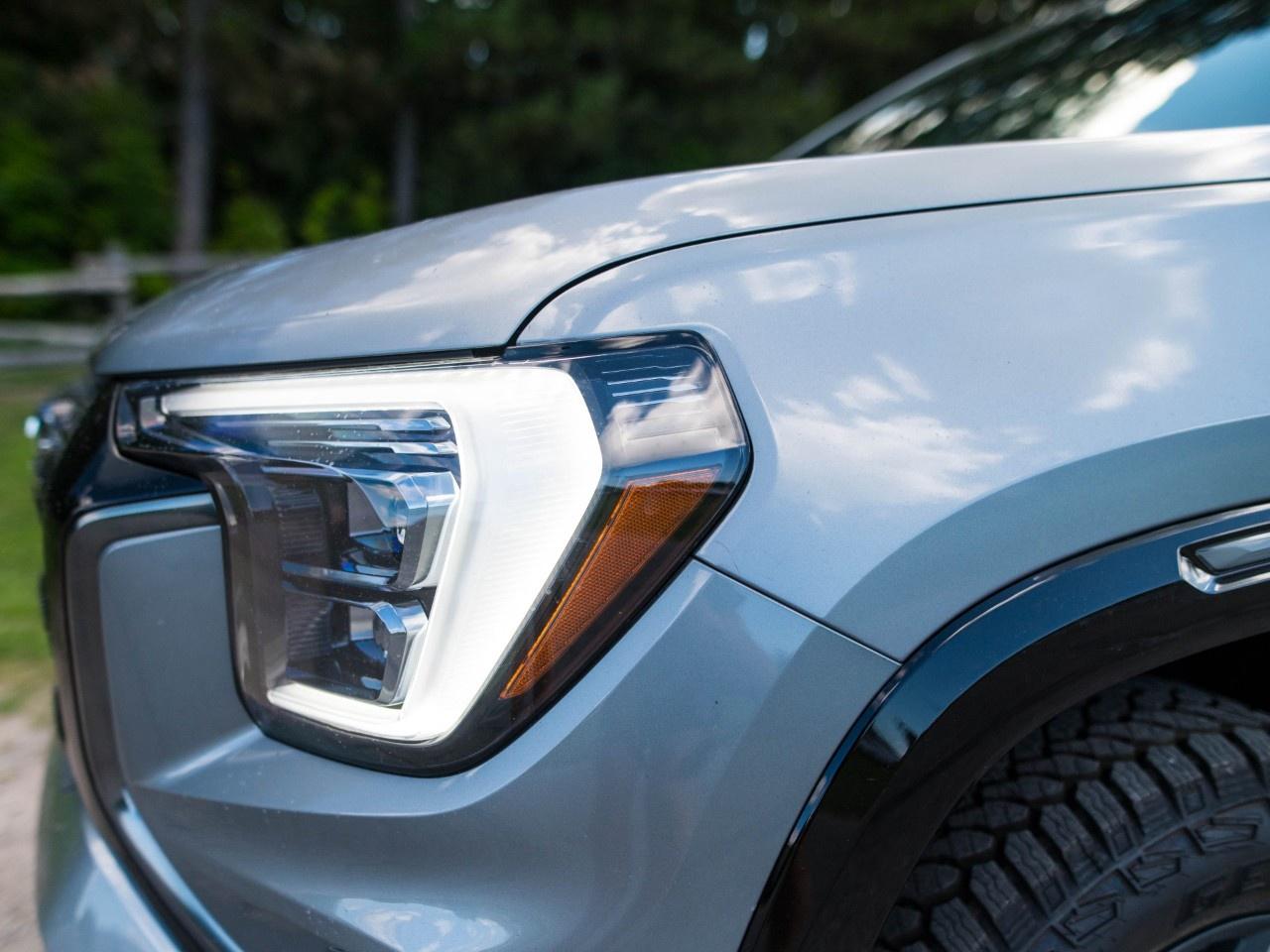2027 GMC Terrain AWD AT4 Photo