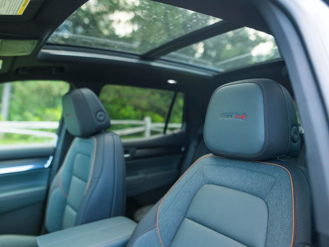 2027 GMC Terrain AWD AT4 Photo