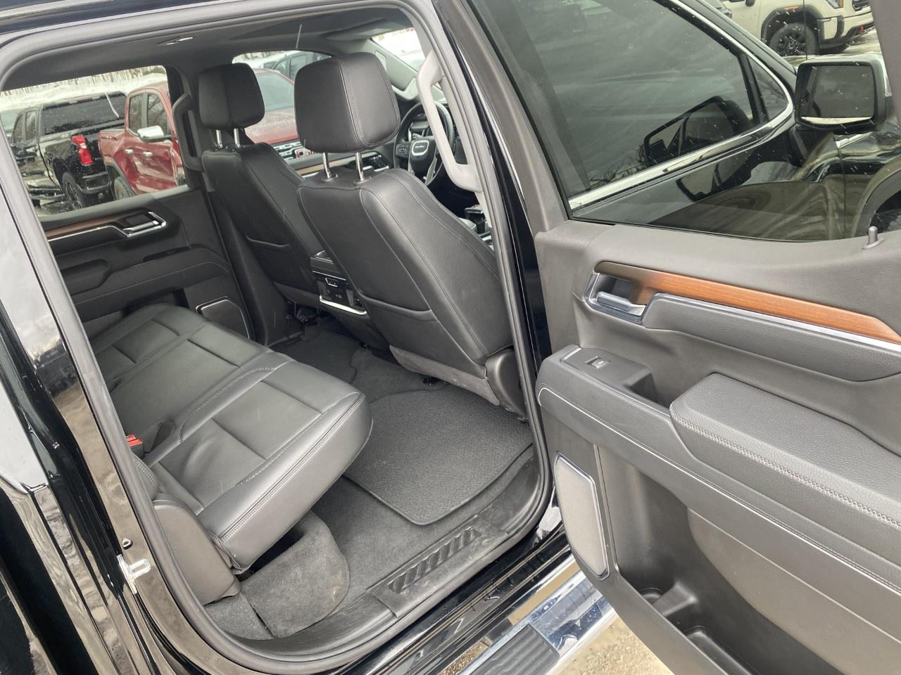 2025 GMC Sierra 1500 Crew Cab Standard Box 4-Wheel Drive Denali Photo