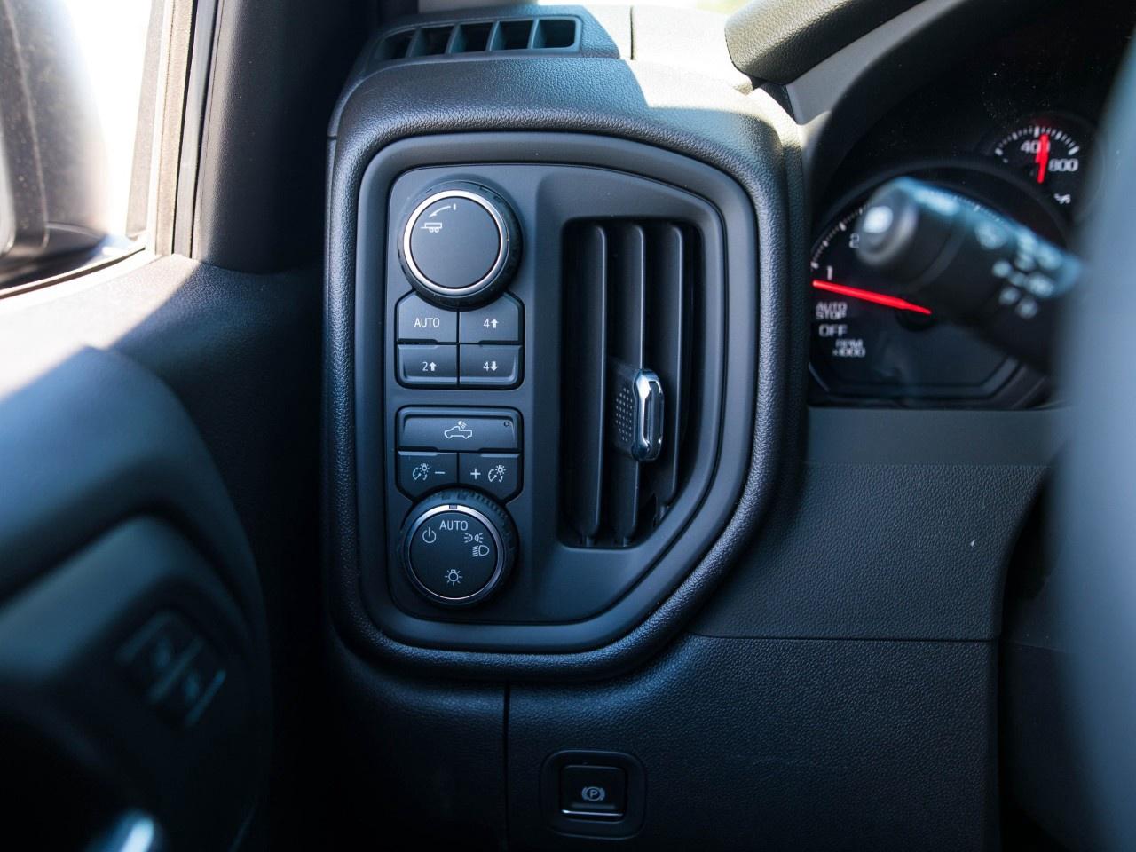 2026 Chevrolet Silverado 1500 Crew Cab Short Box 4-Wheel Drive Custom Trail Boss Photo