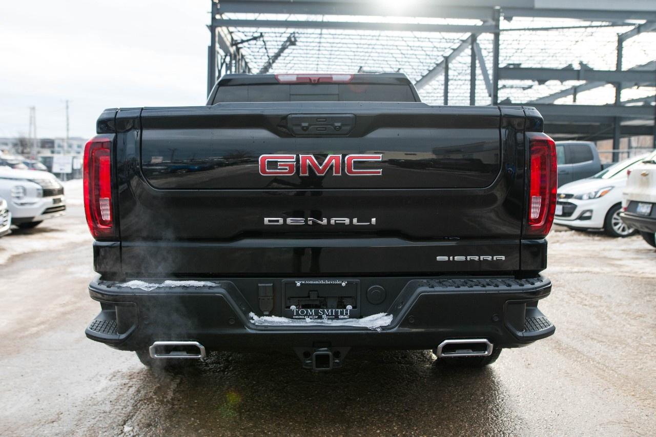 2025 GMC Sierra 1500 Crew Cab Short Box 4-Wheel Drive Denali Photo