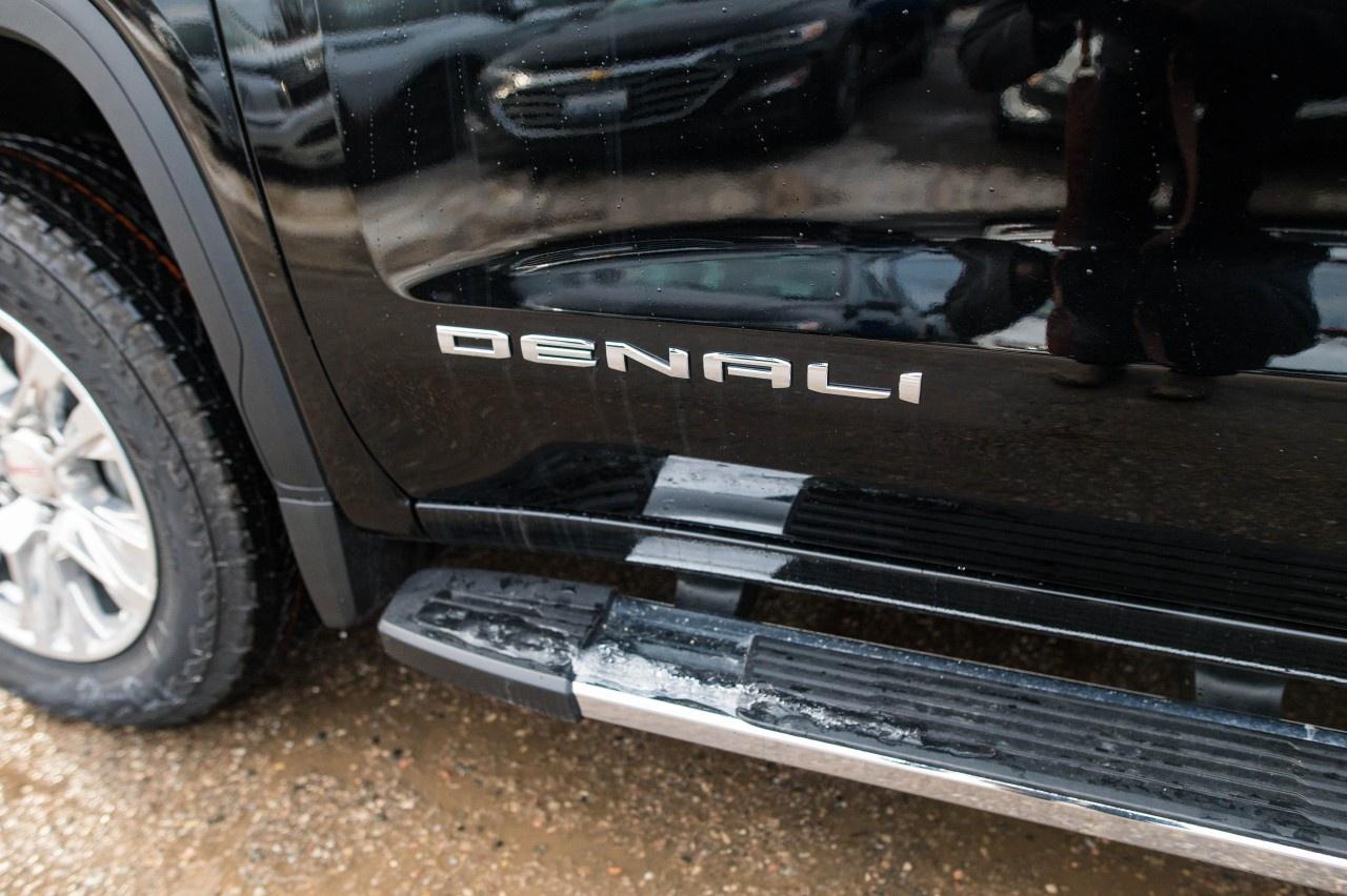 2025 GMC Sierra 1500 Crew Cab Short Box 4-Wheel Drive Denali Photo