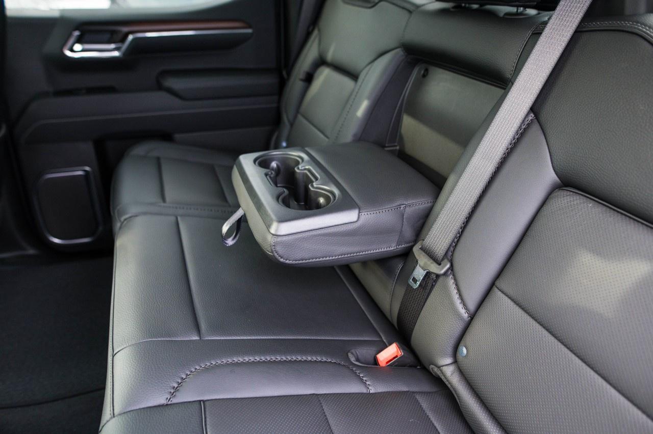 2025 GMC Sierra 1500 Crew Cab Short Box 4-Wheel Drive Denali Photo