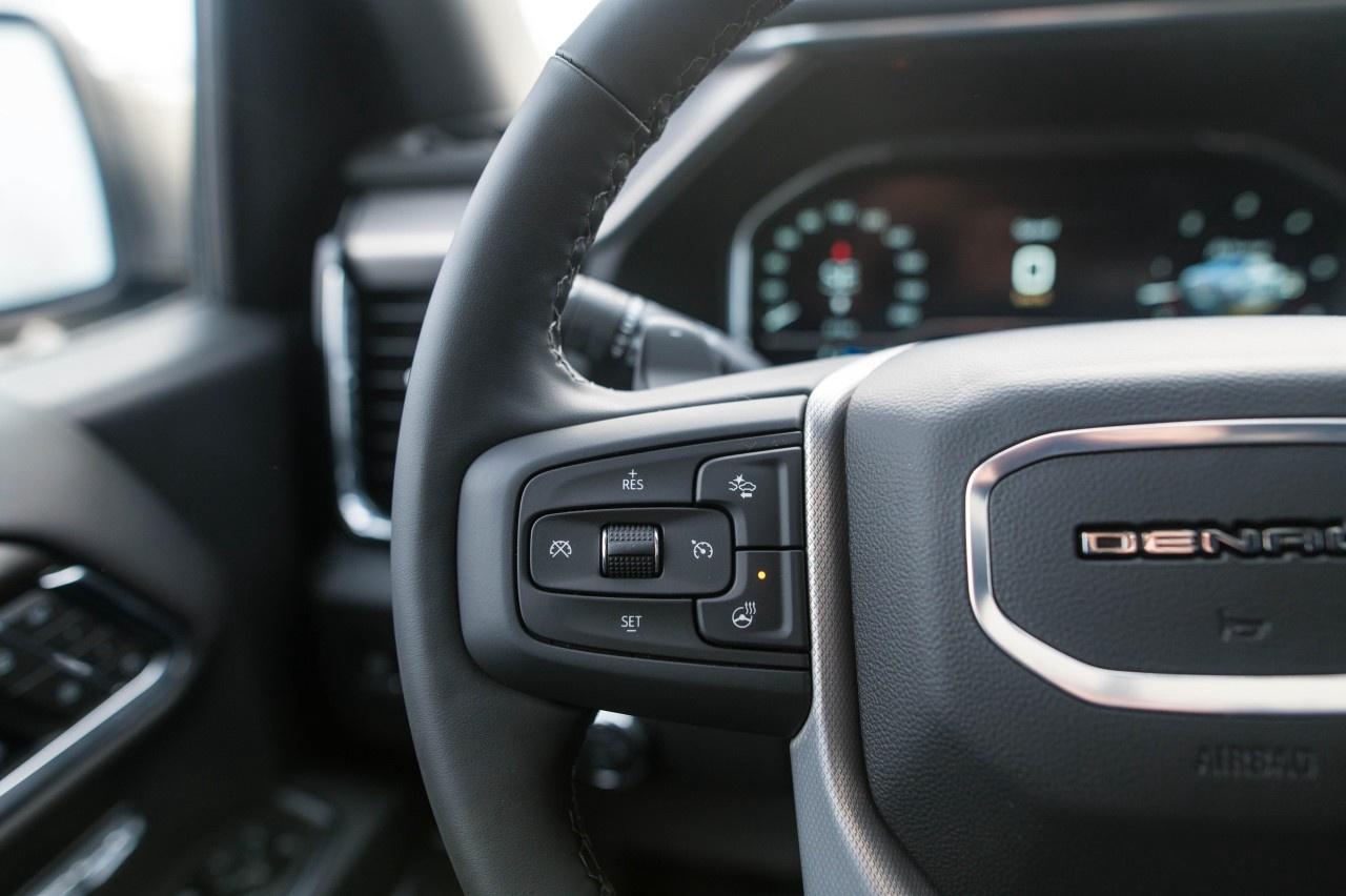 2025 GMC Sierra 1500 Crew Cab Short Box 4-Wheel Drive Denali Photo