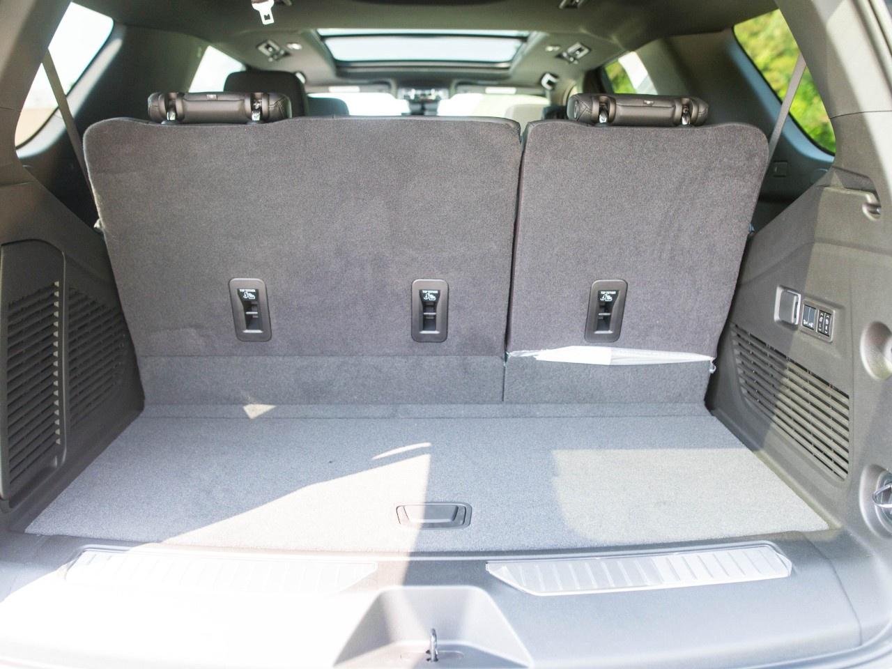 2026 Chevrolet Tahoe 4WD 4dr Z71 Photo
