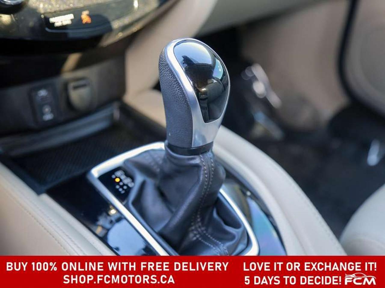 2017 Nissan Rogue SL AWD   FULLY CERTIFIED WITH WARRANTY Photo