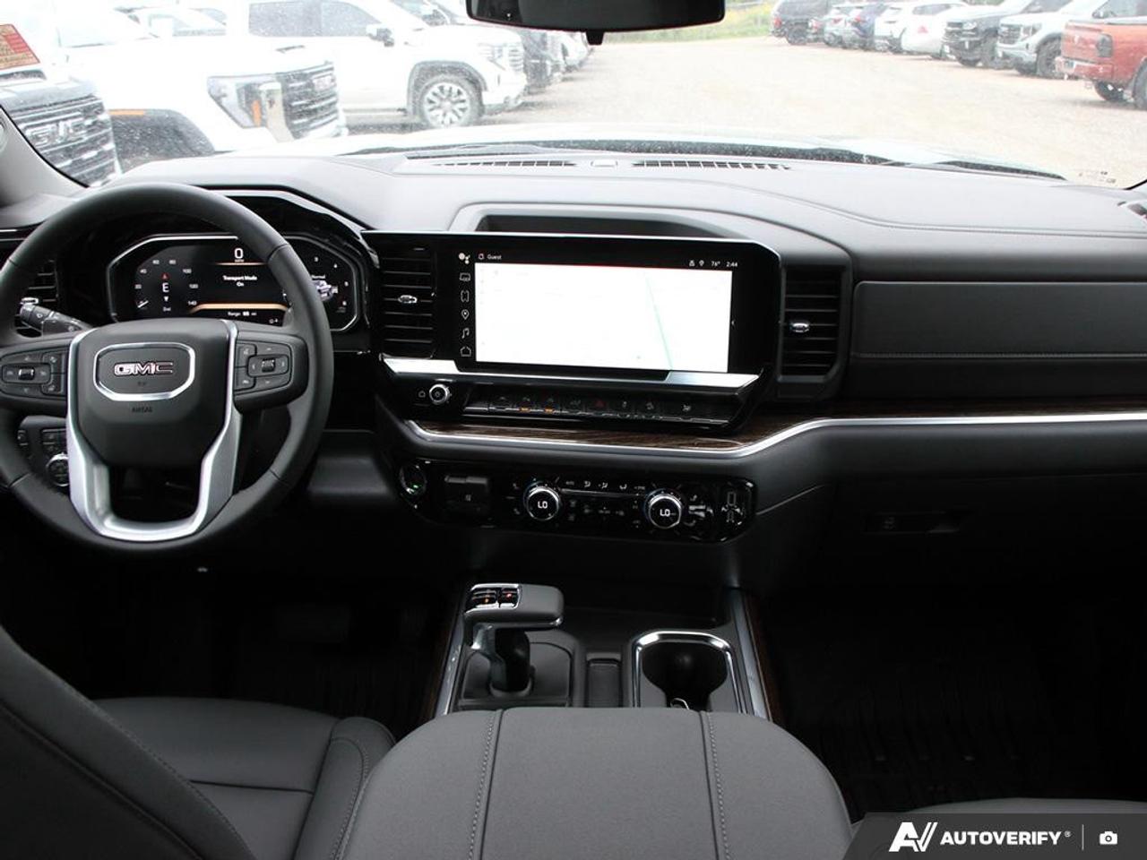 2026 GMC Sierra 1500 Crew Cab Short Box 4-Wheel Drive Elevation Photo
