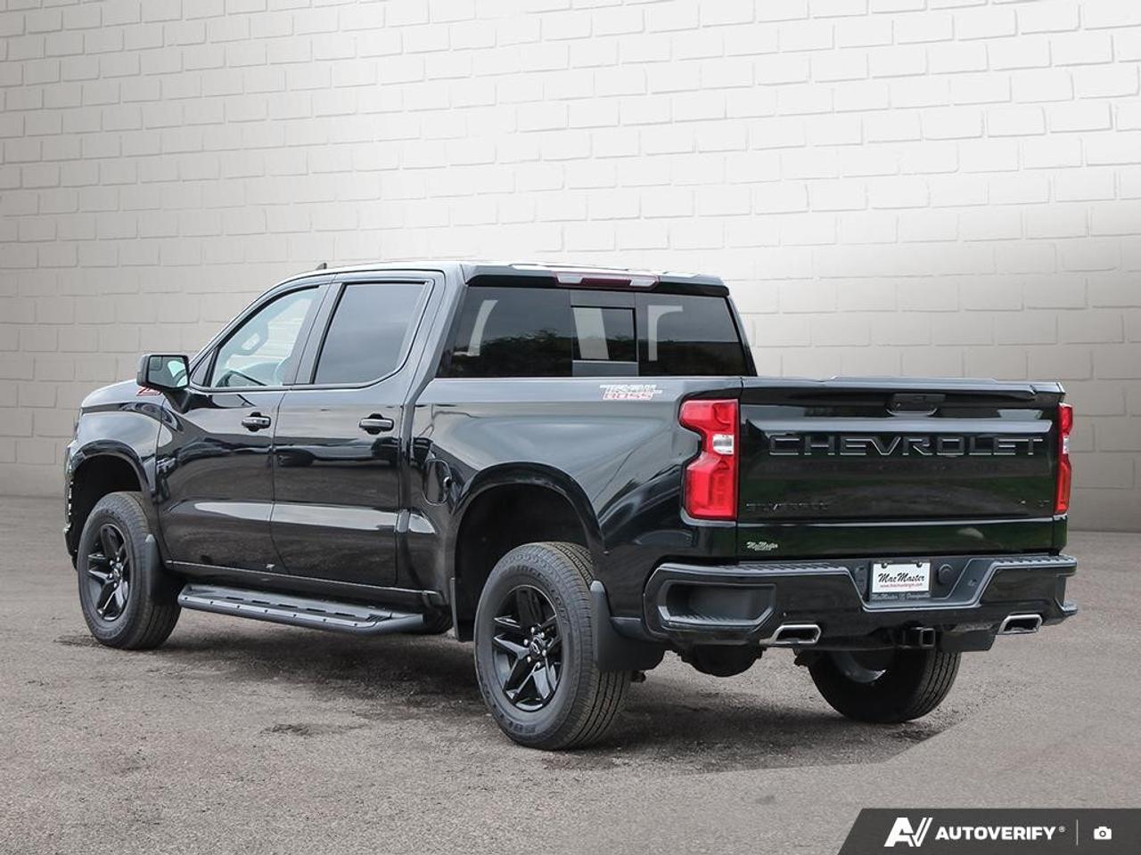 2021 Chevrolet Silverado 1500 Crew Cab Short Box 4-Wheel Drive LT Trail Boss Photo