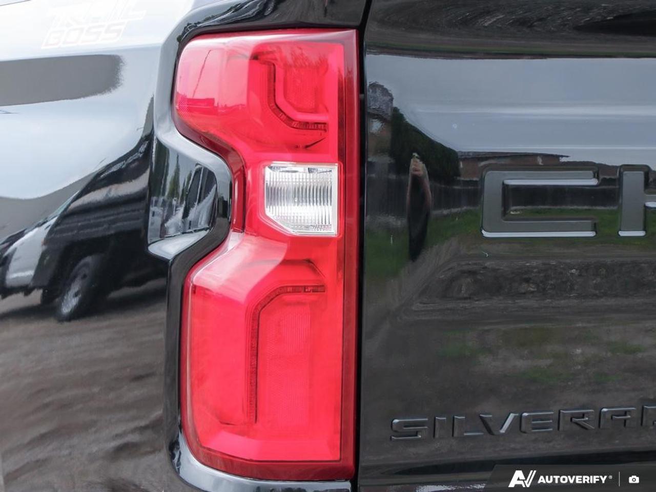 2021 Chevrolet Silverado 1500 Crew Cab Short Box 4-Wheel Drive LT Trail Boss Photo