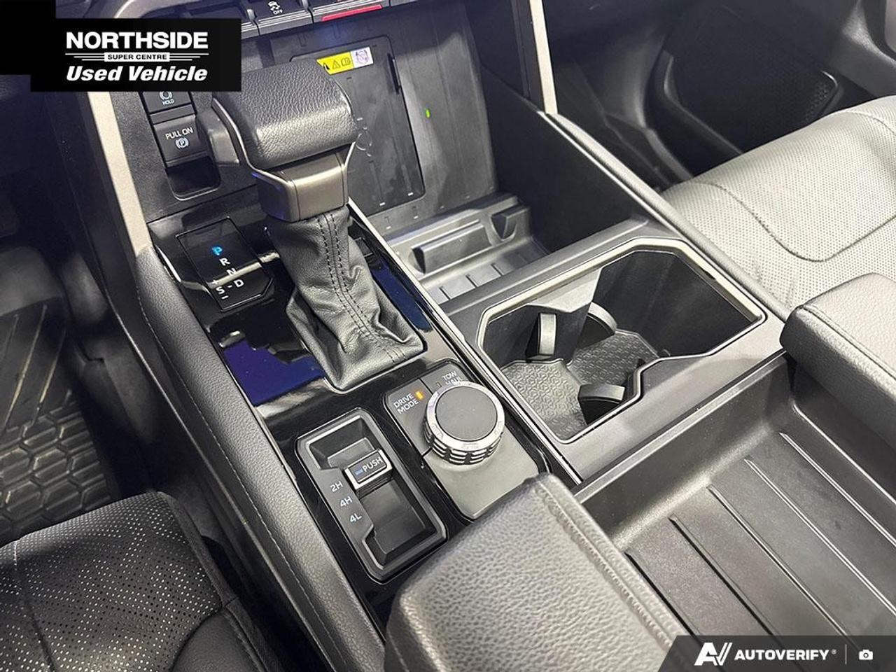 2023 Toyota Tundra 4X4 CrewMax Limited Photo