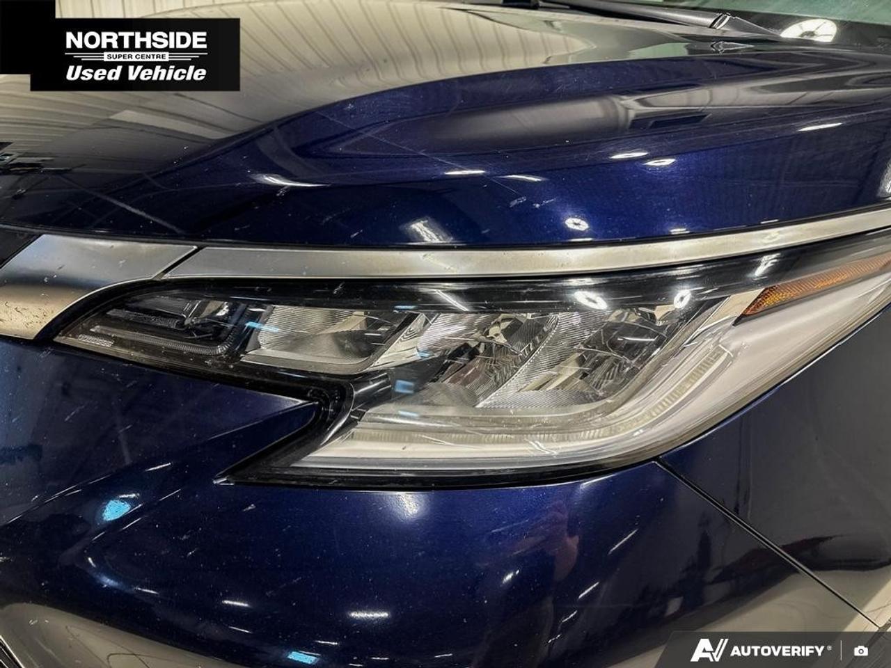 2021 Toyota Sienna Limited 7-Passenger FWD Photo