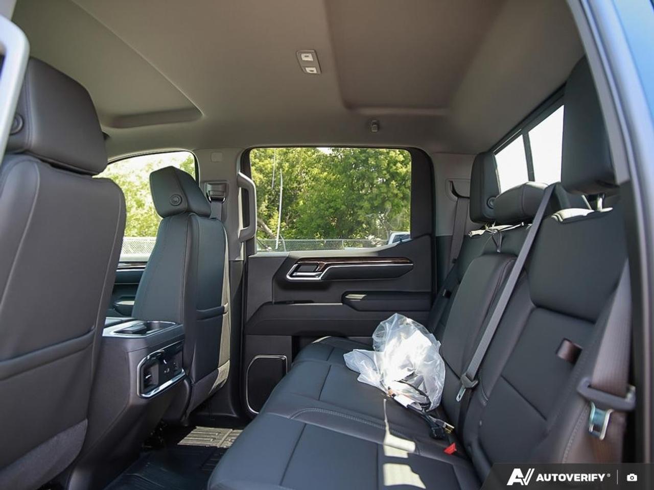 2026 GMC Sierra 1500 Crew Cab Short Box 4-Wheel Drive Elevation Photo