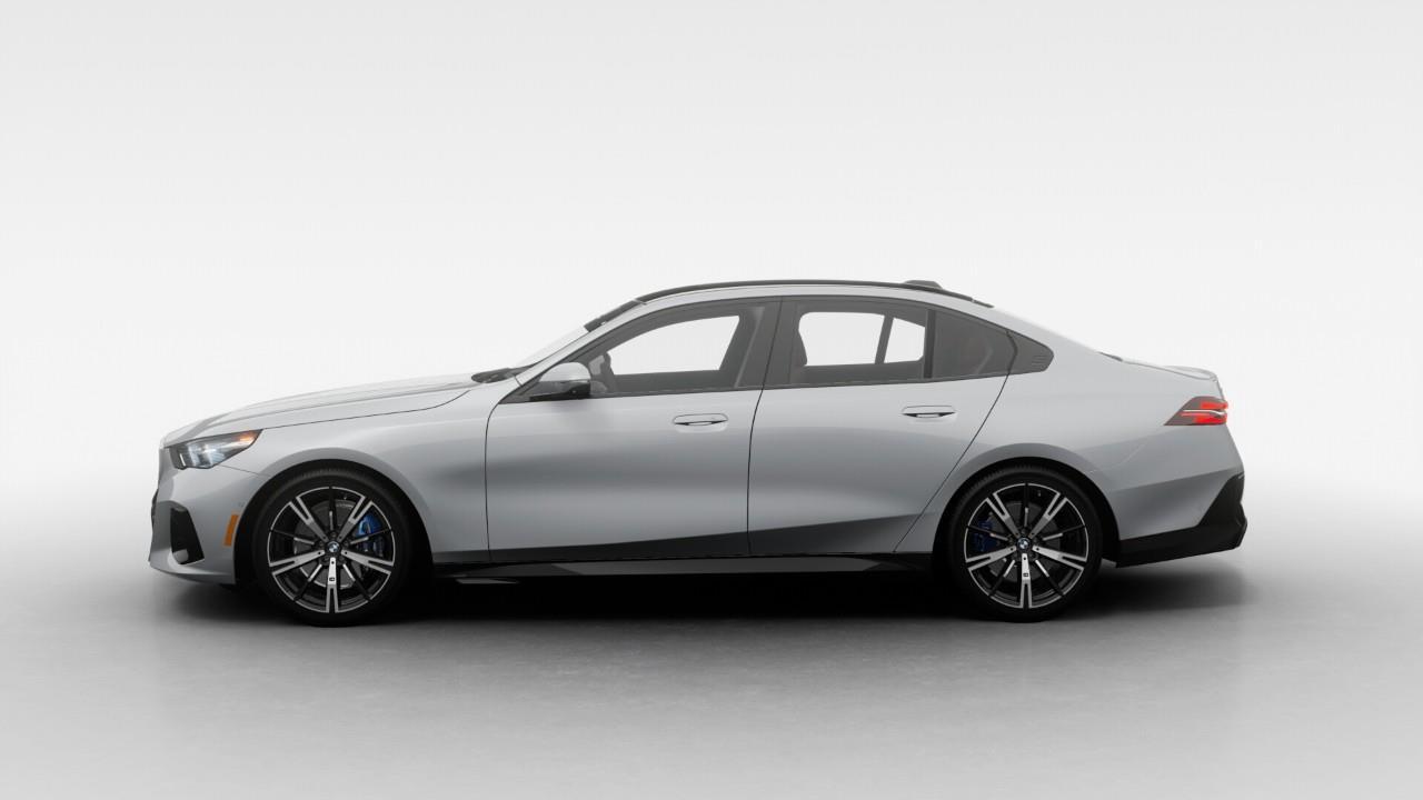 2027 BMW 530 i xDrive 4dr All-Wheel Drive Sedan Photo3