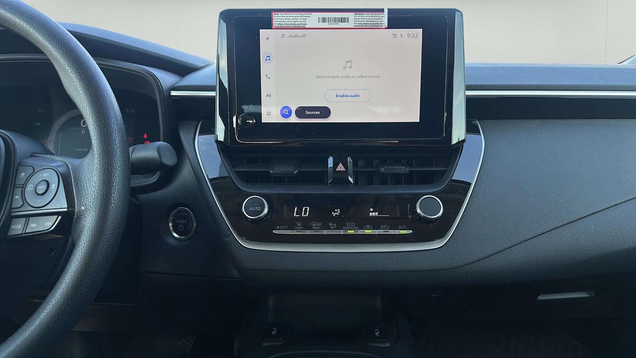 2025 Toyota Corolla LE Photo