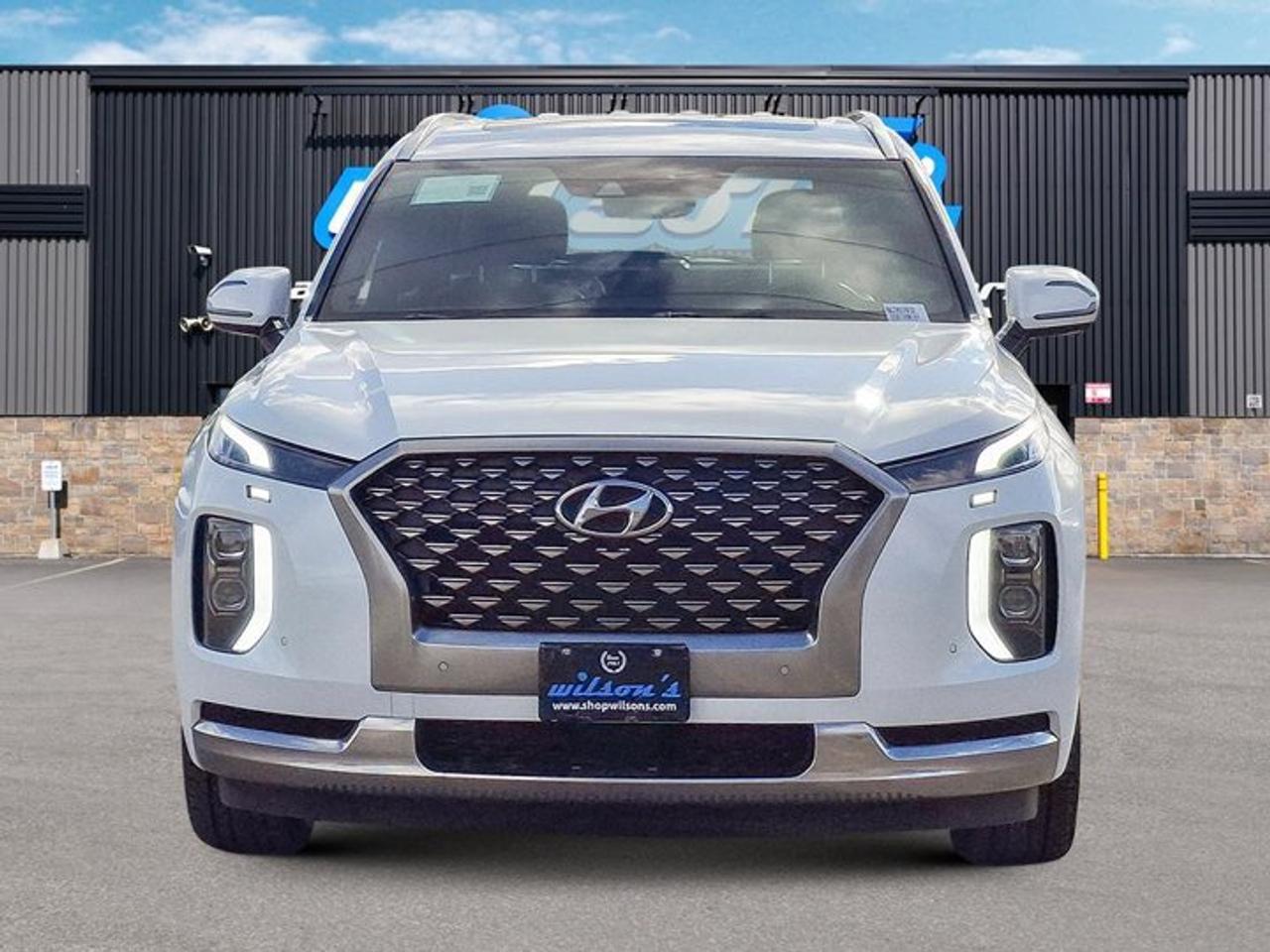 2022 Hyundai PALISADE Ultimate Calligraphy AWD | Leather | Sunroof | Heated Seats + Steering | Cooled Seats | and More ! Photo