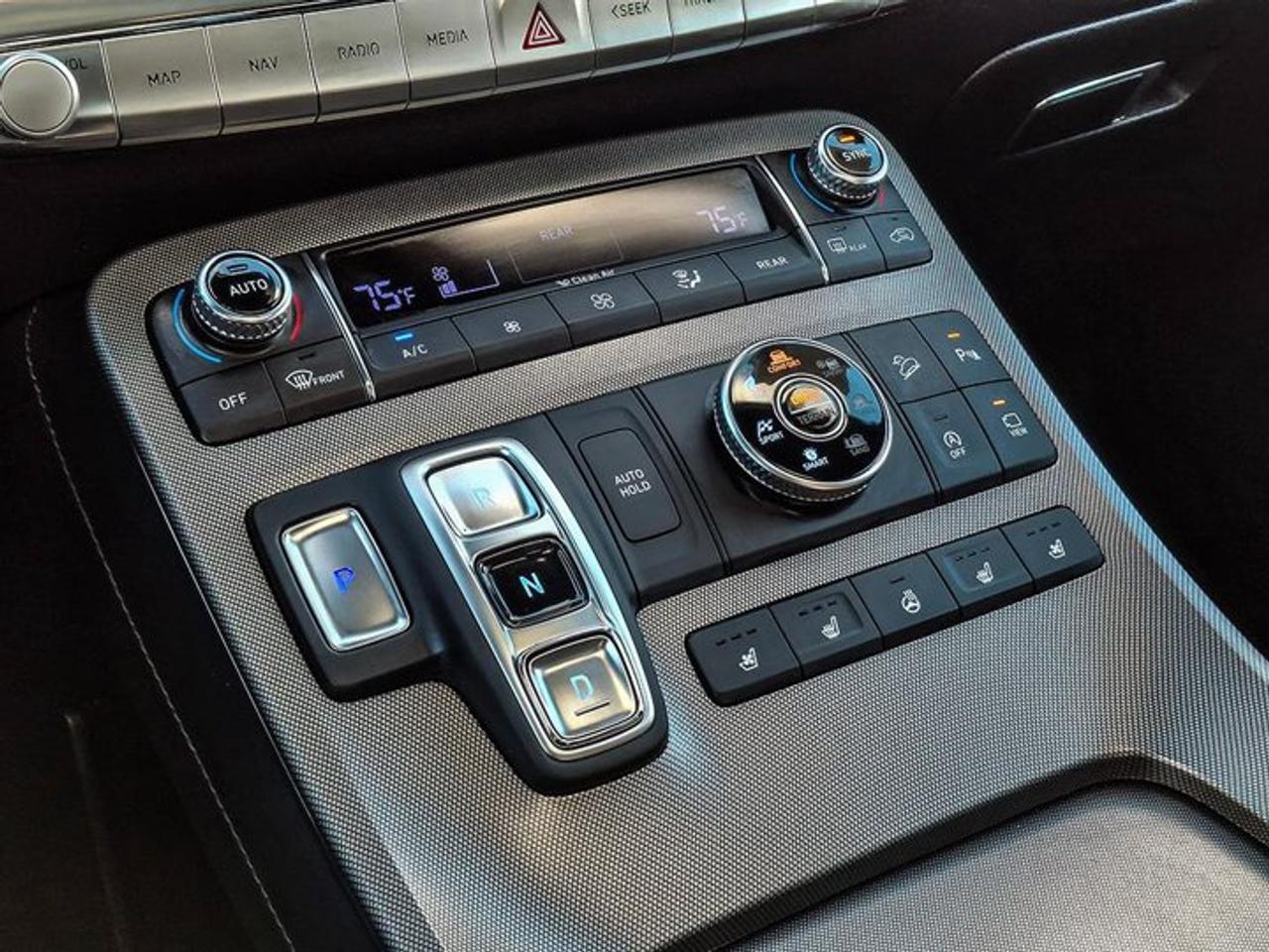 2022 Hyundai PALISADE Ultimate Calligraphy AWD | Leather | Sunroof | Heated Seats + Steering | Cooled Seats | and More ! Photo