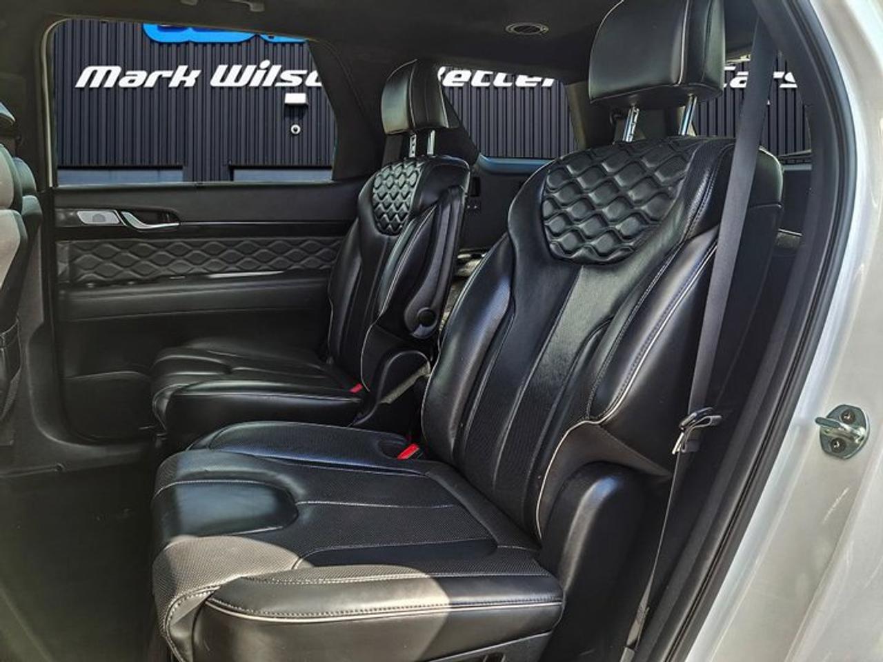 2022 Hyundai PALISADE Ultimate Calligraphy AWD | Leather | Sunroof | Heated Seats + Steering | Cooled Seats | and More ! Photo