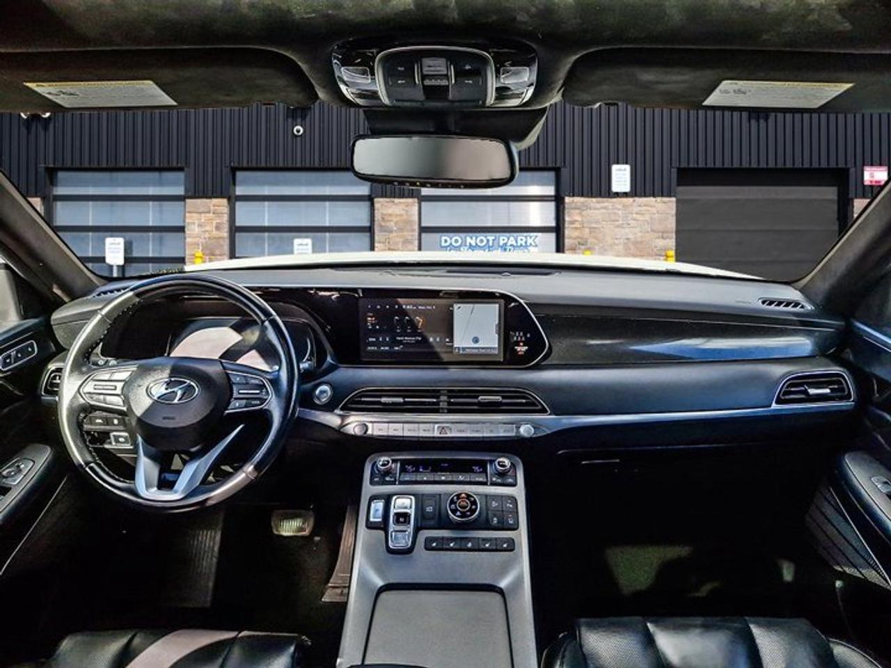 2022 Hyundai PALISADE Ultimate Calligraphy AWD | Leather | Sunroof | Heated Seats + Steering | Cooled Seats | and More ! Photo