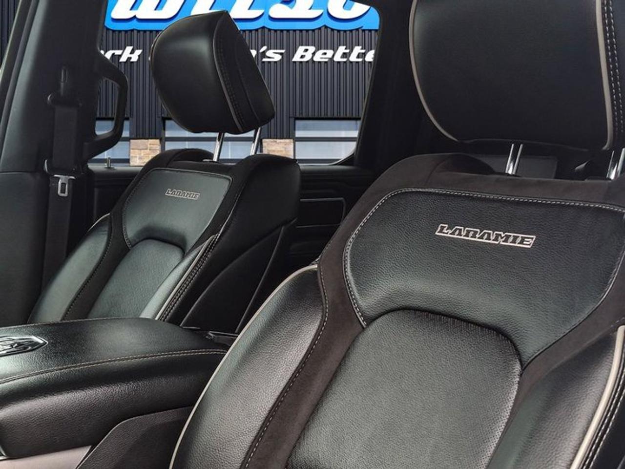 2023 RAM 1500 Laramie Crew 4x4 | 5.7L Hemi | Night Edition | Leather | Heated + Cooled Seats | and More ! Photo