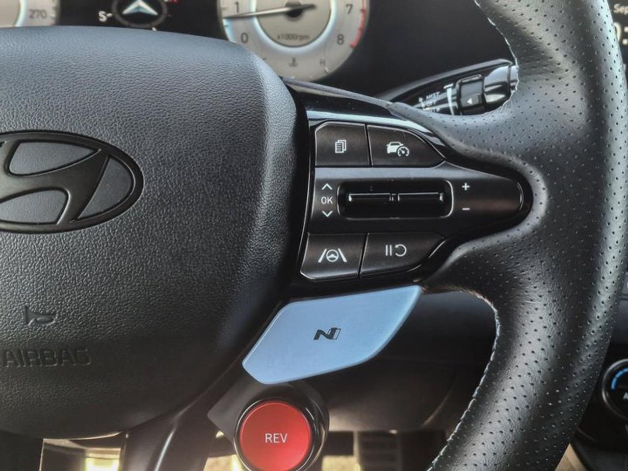 2025 Hyundai Elantra N Manual | Alcantara Seats | Spoiler | 19" Alloys | 10.25" navigation | Heated Seats | Photo