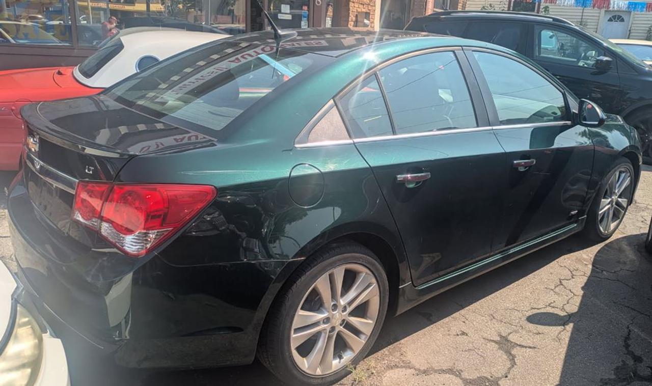 Used 2014 Chevrolet Cruze 2LT Heated Leather-Sunroof-Big Screen Rev.Cam !!! for sale in St. Catharines, ON