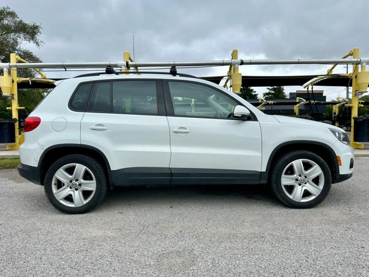 2016 Volkswagen Tiguan " Photo