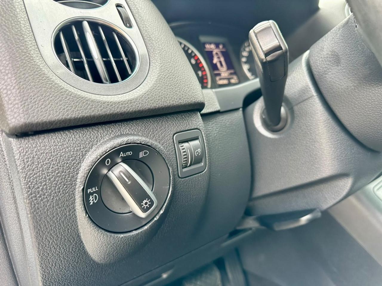 2016 Volkswagen Tiguan " Photo