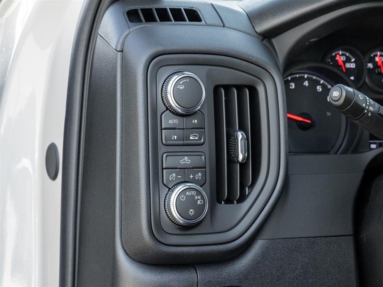 2026 GMC Sierra 1500 PRO Photo