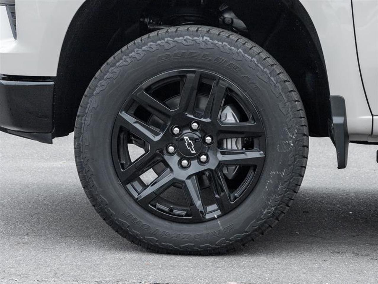 2026 Chevrolet Silverado 1500 Custom Trail Boss Photo3