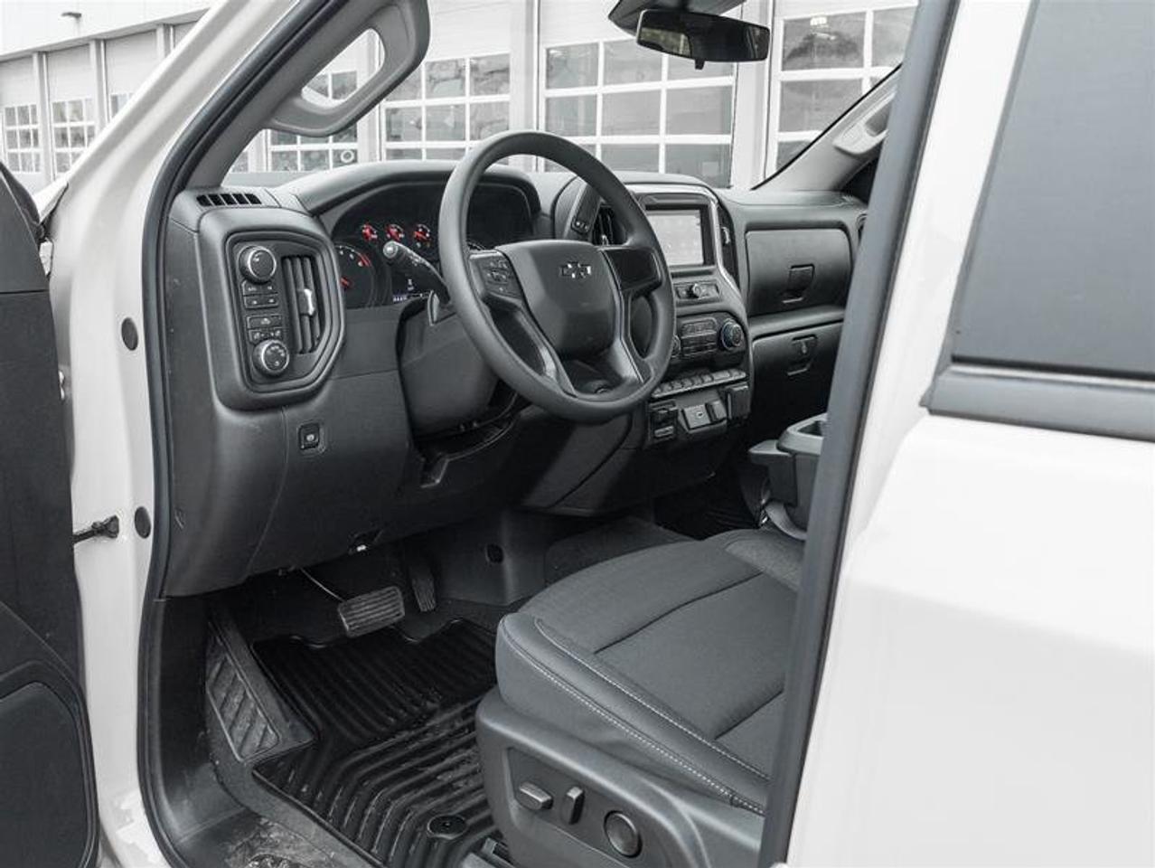 2026 Chevrolet Silverado 1500 Custom Trail Boss Photo