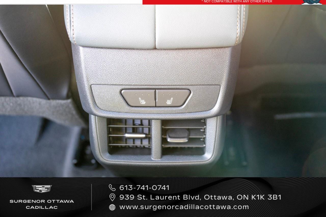 2027 GMC Terrain AWD AT4 Photo