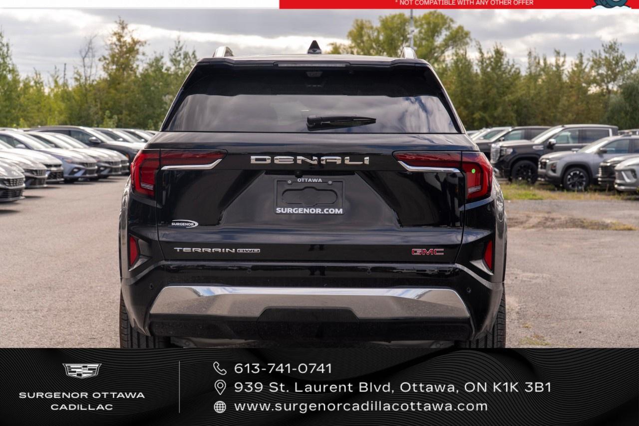 2027 GMC Terrain AWD Denali Photo