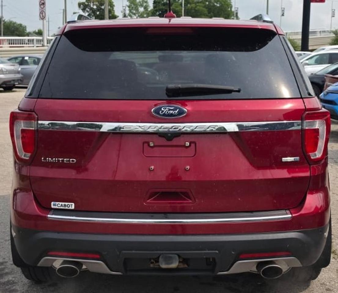2019 Ford Explorer LIMITED / NAV / LEATHER / 6 PASS / BLINDSPOT / 4WD Photo2