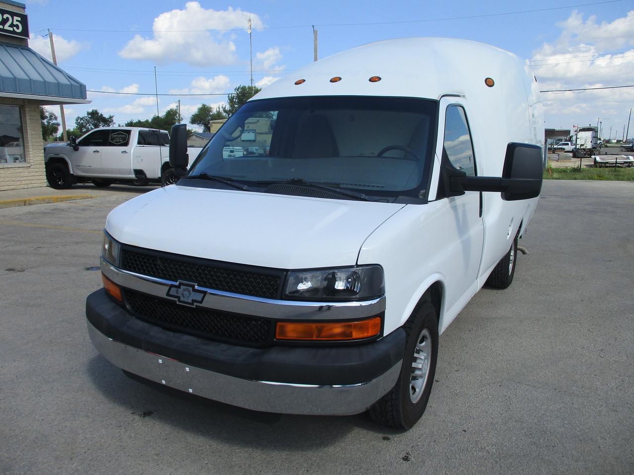 2015 Chevrolet Express Commercial Cutaway