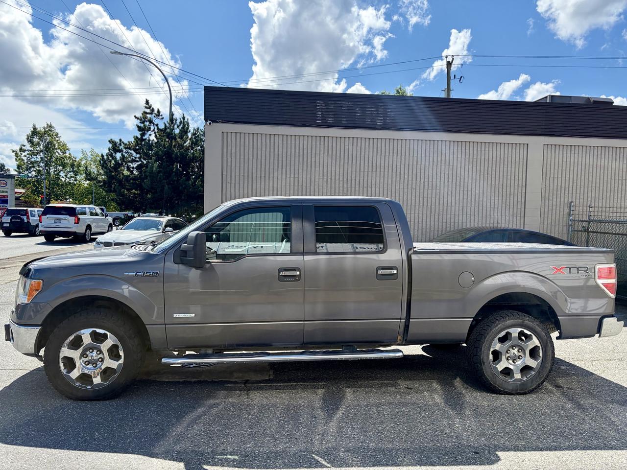2012 Ford F-150 FINANCING AVAILABLE Photo8