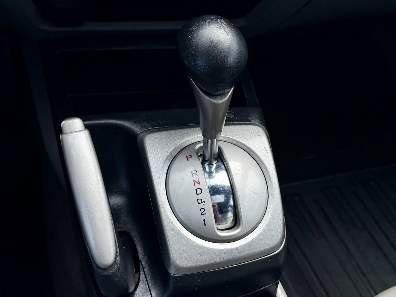 2008 Honda Civic FINANCING AVAILABLE Photo12
