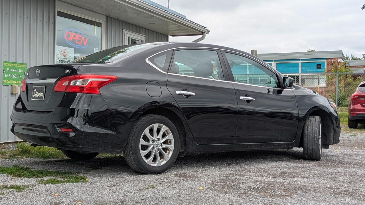 2018 Nissan Sentra SV CVT Photo4