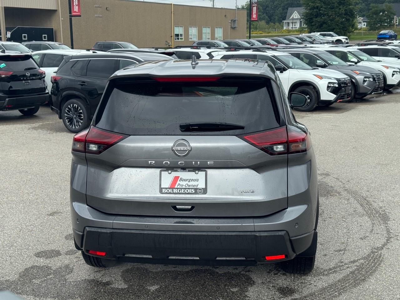 2024 Nissan Rogue AWD S Photo