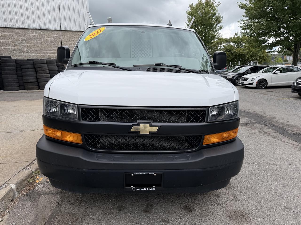 2021 Chevrolet Express Cargo Van ONLY 18,000KM!!! BLUETOOTH, KEYLESS ENTRY, CRUISE! - Photo #13