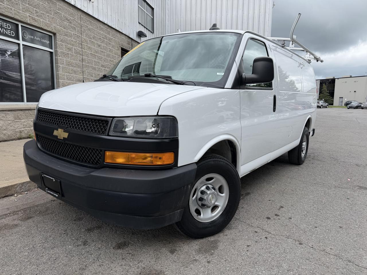 2021 Chevrolet Express Cargo Van ONLY 18,000KM!!! BLUETOOTH, KEYLESS ENTRY, CRUISE! Photo