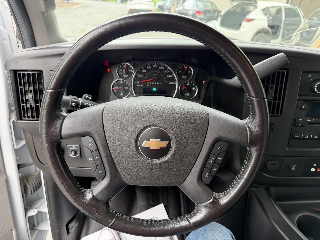 2021 Chevrolet Express Cargo Van ONLY 18,000KM!!! BLUETOOTH, KEYLESS ENTRY, CRUISE! - Photo #18