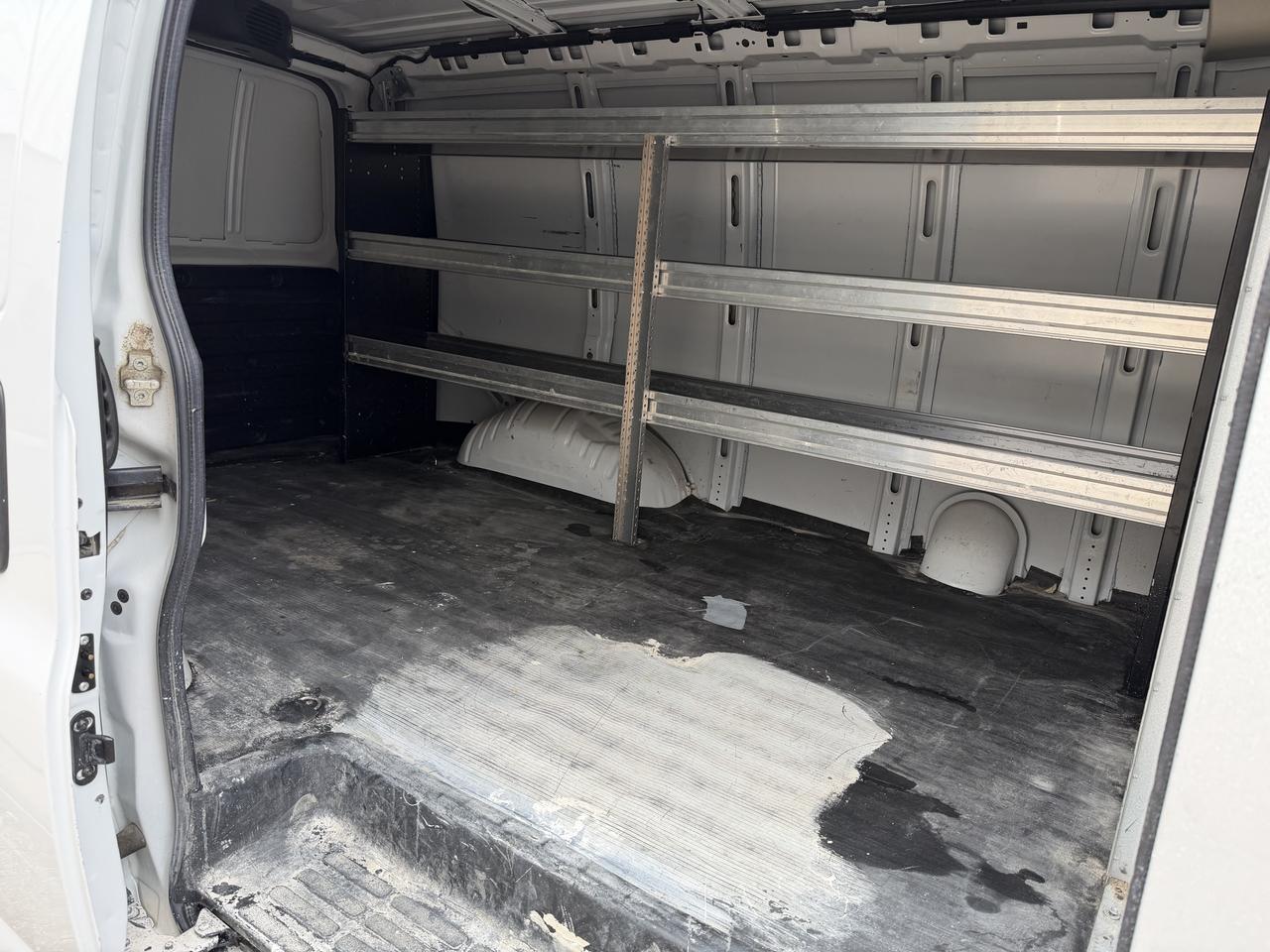 2021 Chevrolet Express Cargo Van ONLY 18,000KM!!! BLUETOOTH, KEYLESS ENTRY, CRUISE! - Photo #26