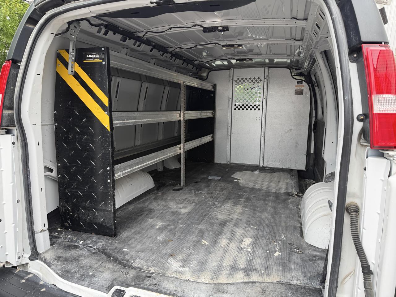 2021 Chevrolet Express Cargo Van ONLY 18,000KM!!! BLUETOOTH, KEYLESS ENTRY, CRUISE! - Photo #25