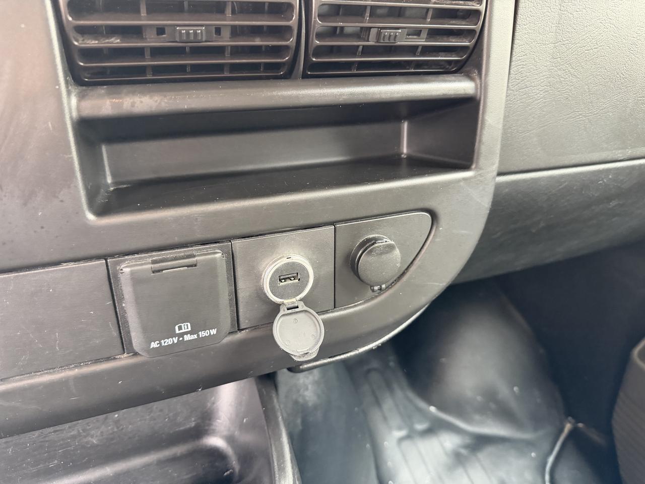 2021 Chevrolet Express Cargo Van ONLY 18,000KM!!! BLUETOOTH, KEYLESS ENTRY, CRUISE! Photo