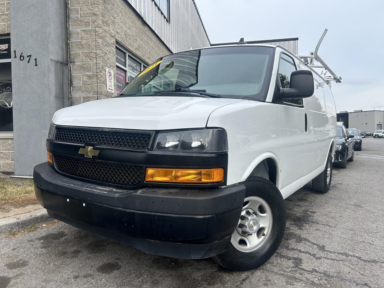 2021 Chevrolet Express Cargo Van ONLY 19,000KM!!! BLUETOOTH, KEYLESS ENTRY, CRUISE!
