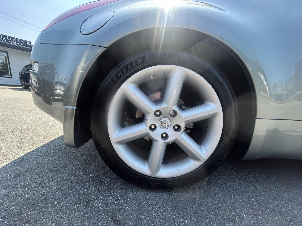 2005 Nissan 350Z TOURING Photo