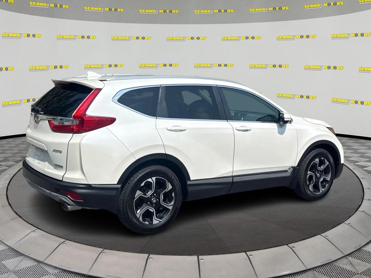 2017 Honda CR-V AWD 5dr Touring Photo2