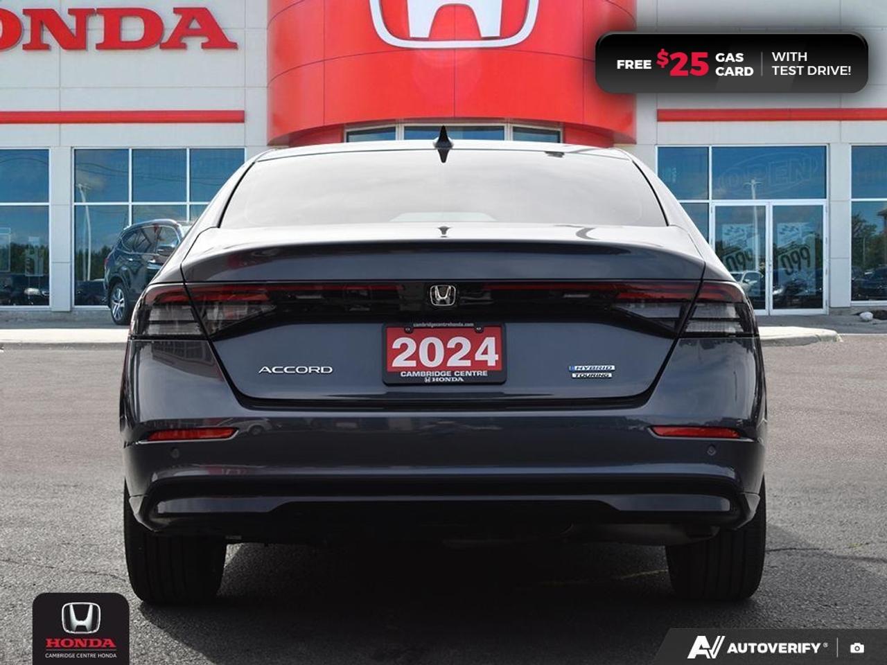 2024 Honda Accord Hybrid Touring POWER SUNROOF | APPLE CARPLAY™/ANDROID AUTO™ | GPS NAVIGATION Photo4