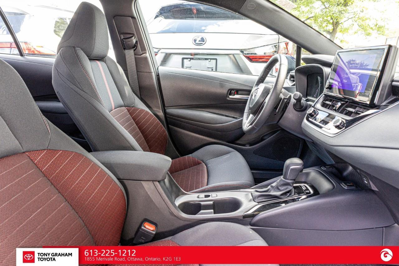 2026 Toyota Corolla SE Photo